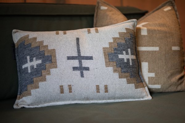 Coussins indispensables pour transformer votre intérieur avec style